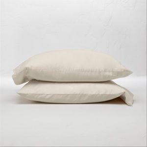 New temperature balancing pillow case set K